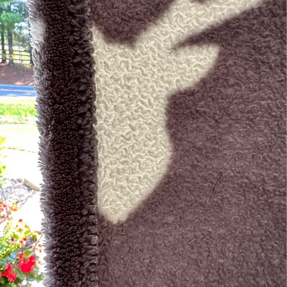 Gray Blanket with White Deer Pattern - Picture 5 of 9